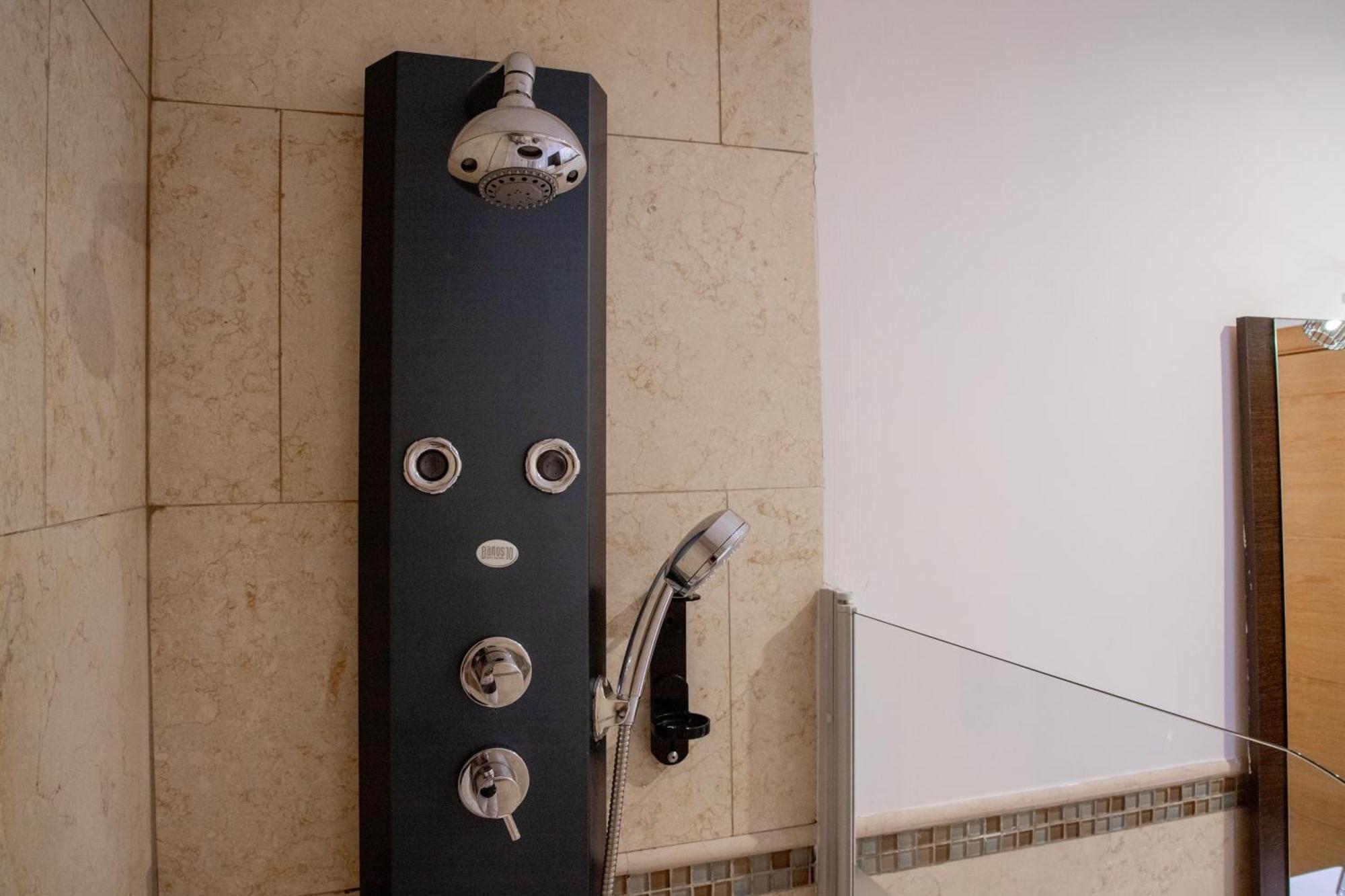 Gran Via - Donde Comienza Tu Mejor Experiencia Apartman Madrid Kültér fotó