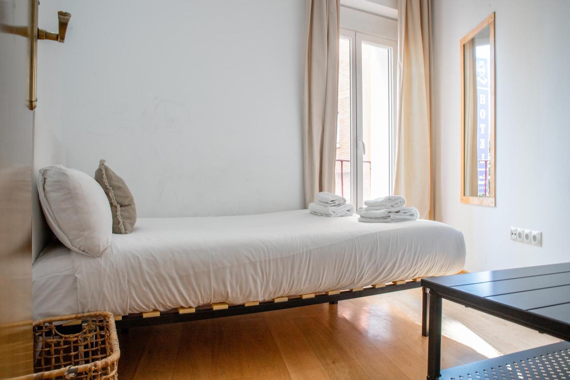 Gran Via - Donde Comienza Tu Mejor Experiencia Apartman Madrid Kültér fotó