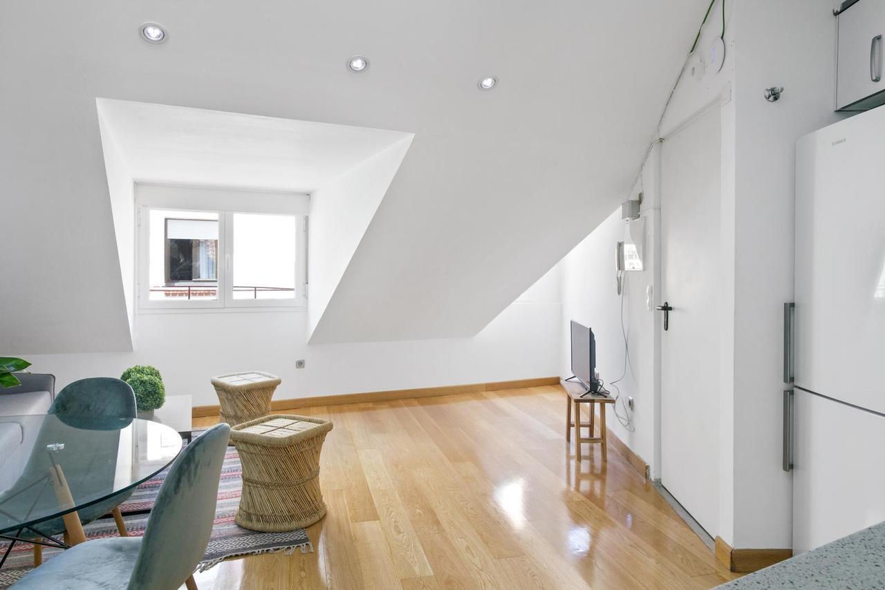 Gran Via - Donde Comienza Tu Mejor Experiencia Apartman Madrid Kültér fotó